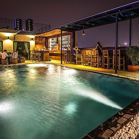 Diamond Palace Resort & Sky Bar Phnom Penh Eksteriør bilde