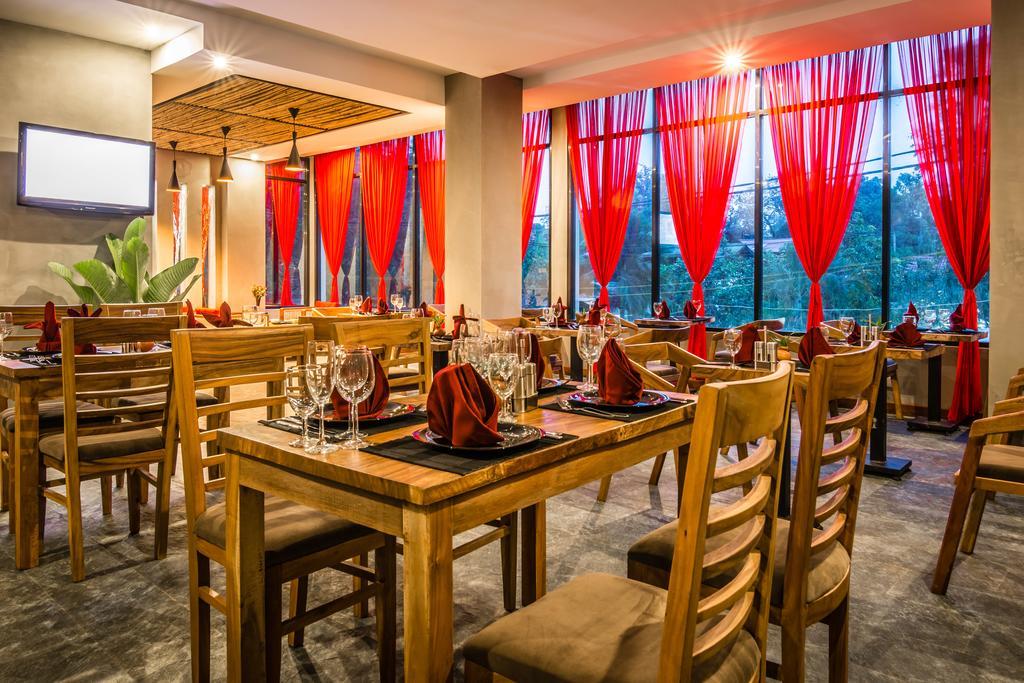 Diamond Palace Resort & Sky Bar Phnom Penh Eksteriør bilde
