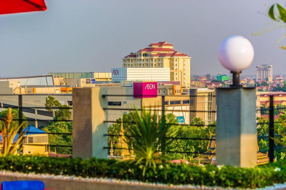 Diamond Palace Resort & Sky Bar Phnom Penh Eksteriør bilde