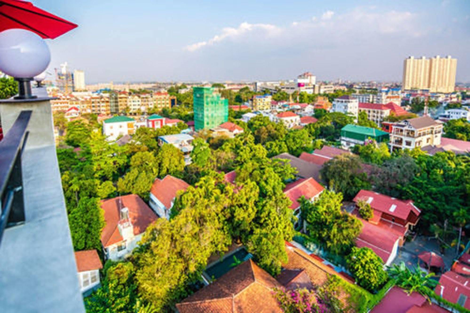 Diamond Palace Resort & Sky Bar Phnom Penh Eksteriør bilde