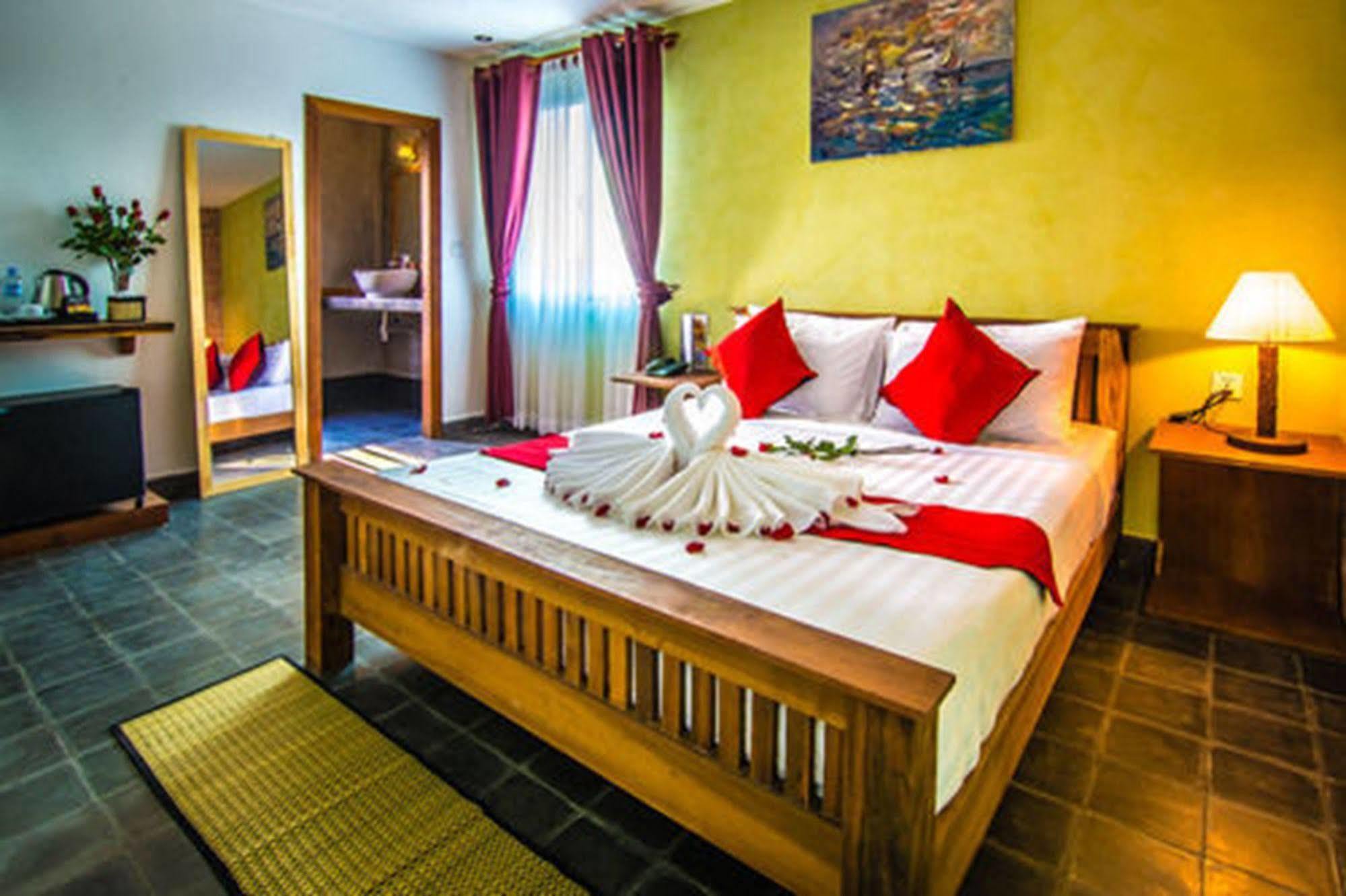 Diamond Palace Resort & Sky Bar Phnom Penh Eksteriør bilde
