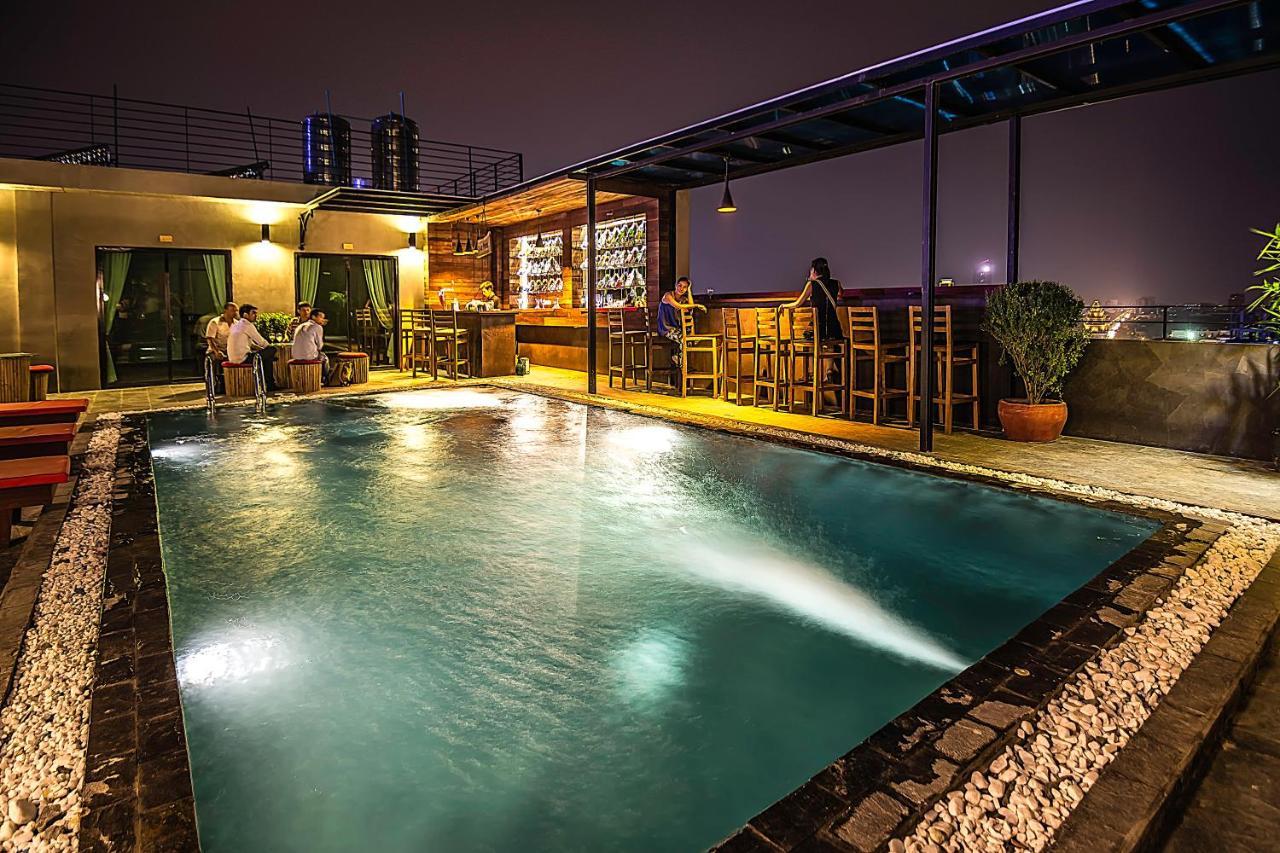 Diamond Palace Resort & Sky Bar Phnom Penh Eksteriør bilde
